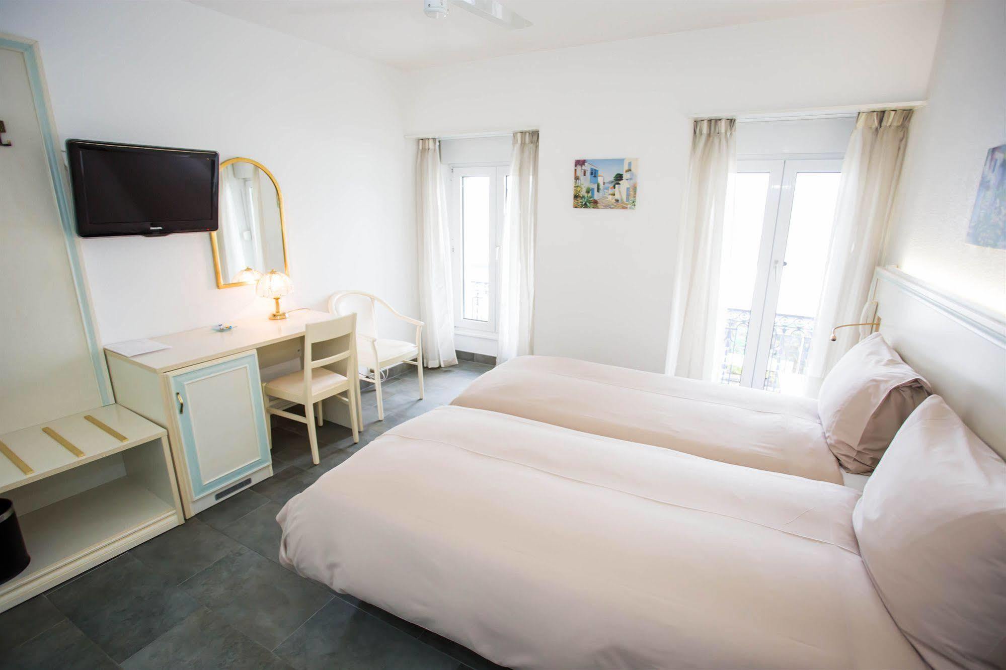 וילנב Hotel Du Port מראה חיצוני תמונה