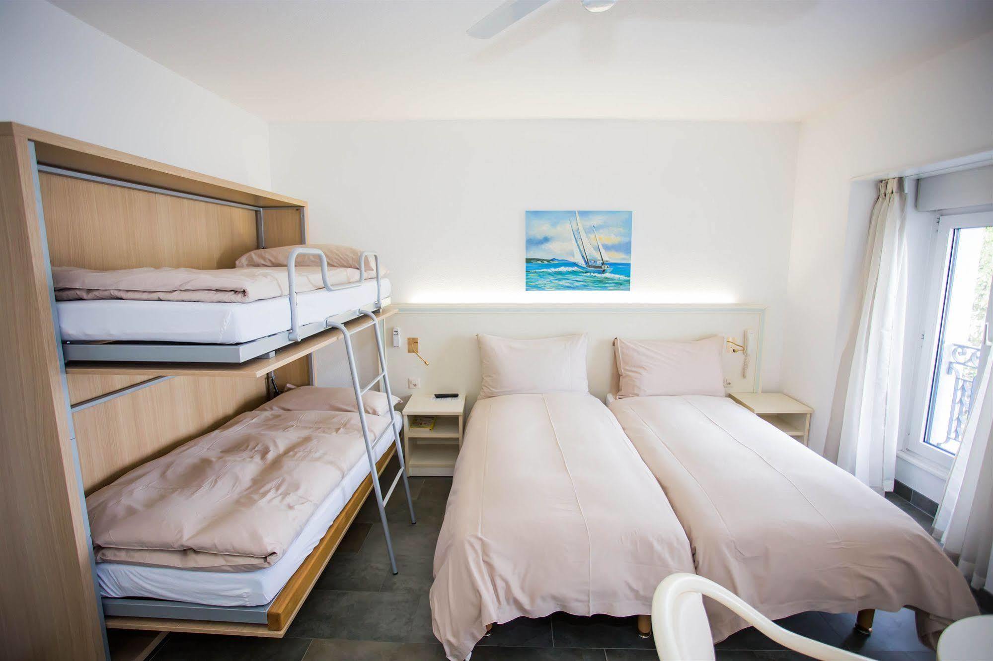 וילנב Hotel Du Port מראה חיצוני תמונה